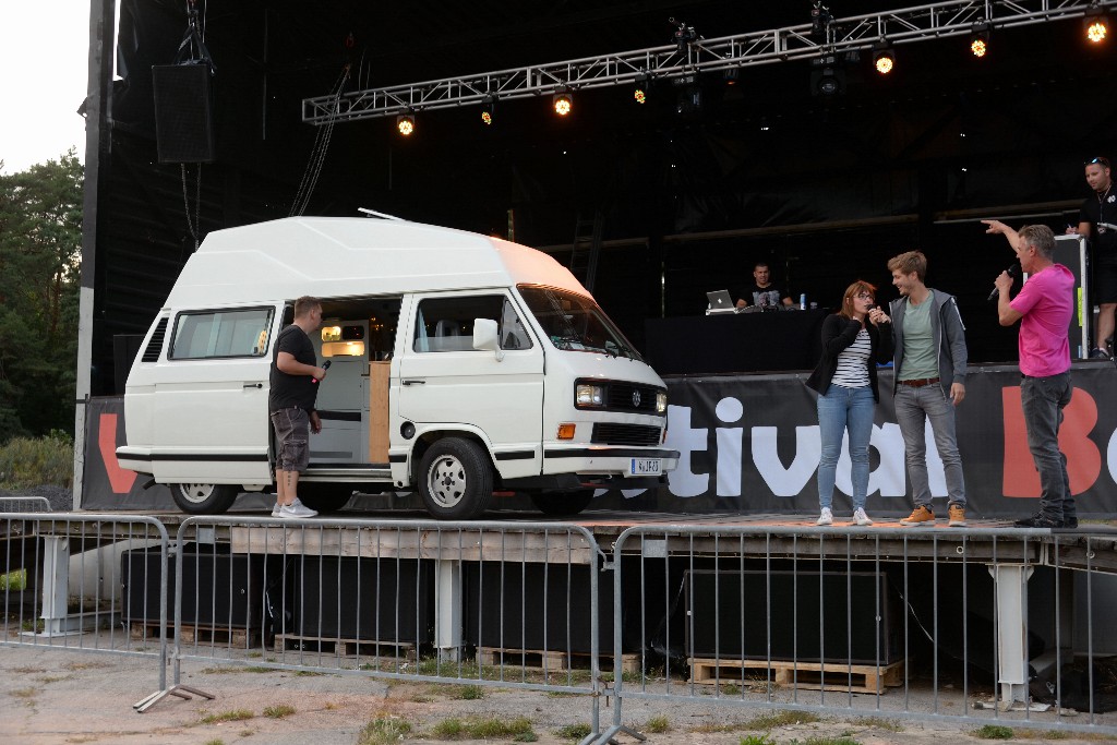 ../Images/VW Bus Festival Berlin 2019 285.jpg